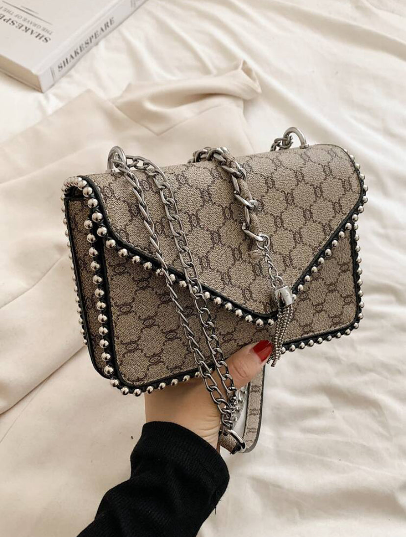 Opal | Luxurious classy Tas